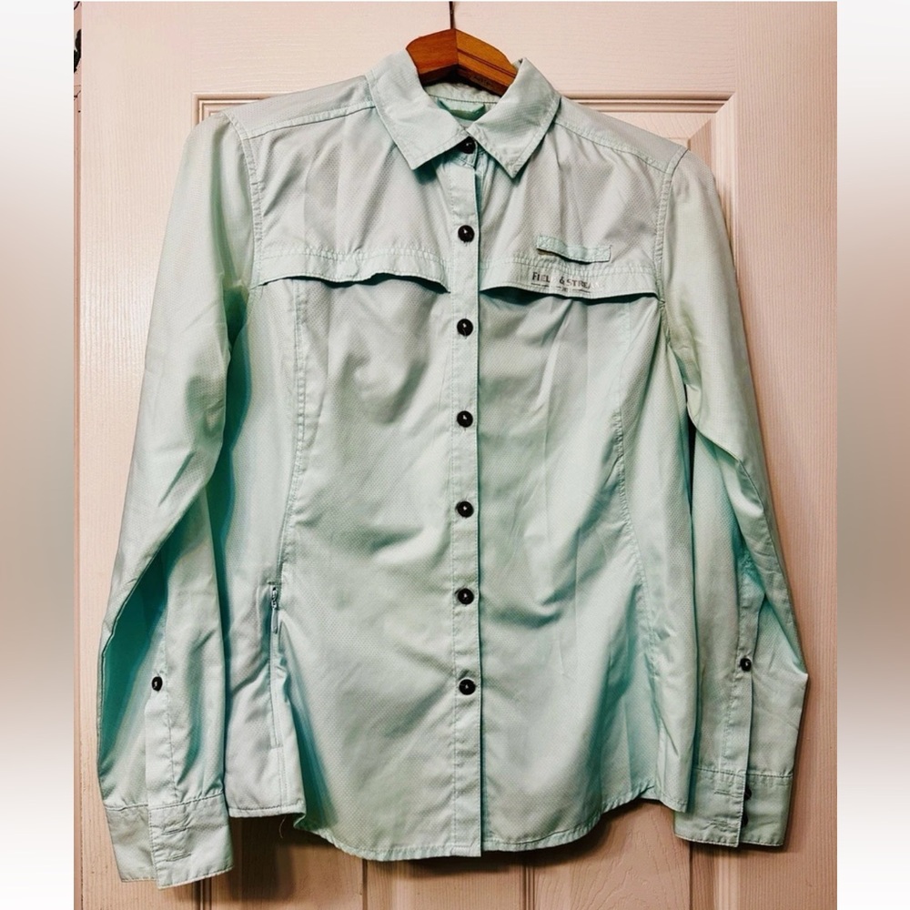Women's Medium Field & Stream sea foam/mint green cool fishing button up shirt